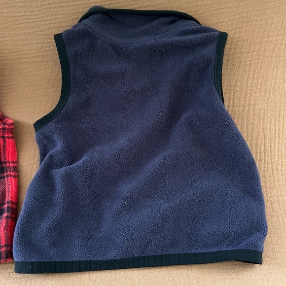 Set of 2 Boys Carter's Red Plaid and Blue Zippered Vests Size 3 Month - Picture 10 of 12